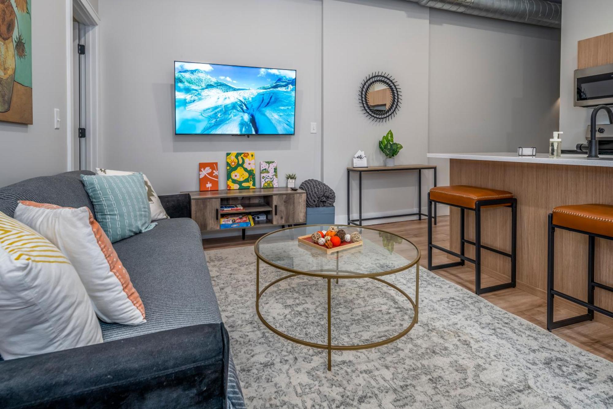 Prime Otr, 3 Lux Queen Beds, Two 55In Tvs, Steps To Tql, Findlay Market, Light Rail, Fast Wifi Cincinnati Exterior foto